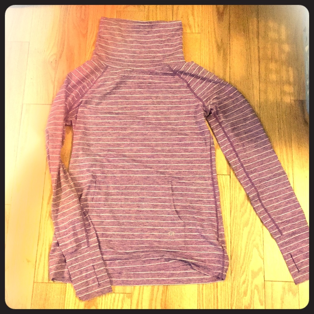 GapFIT turtleneck